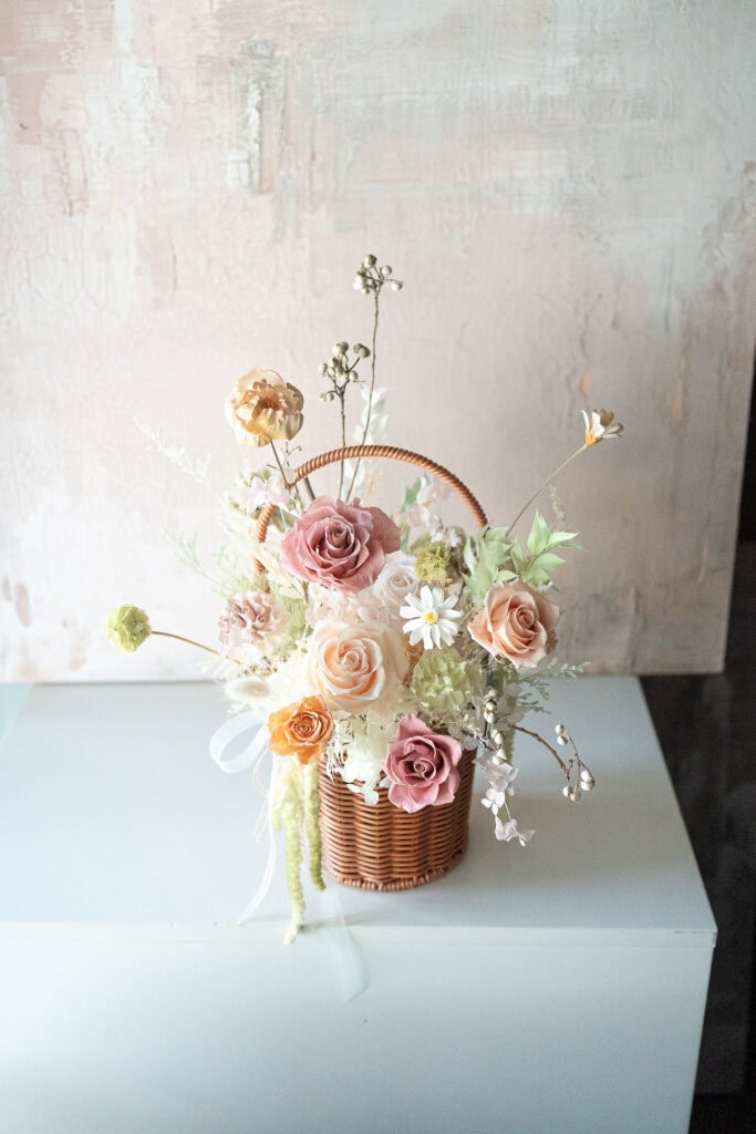 村家鮭女作品：永生花籃